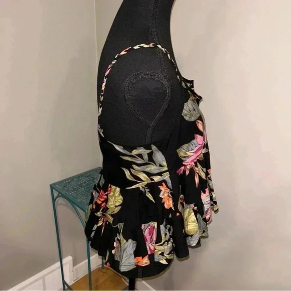 Patrons  Of Peace Tank - Picture 5 of 9